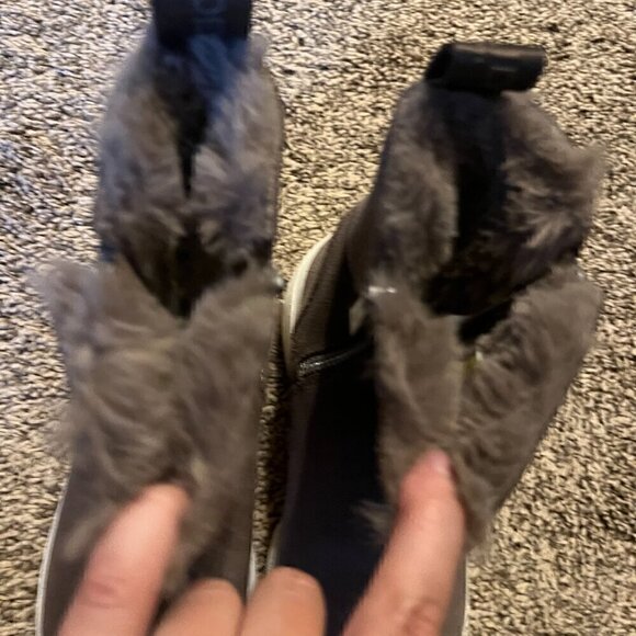 J/Slides taupe tan fur lined Selena sneaker boots - Picture 4 of 7